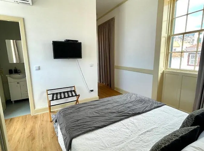 Carreira Apartments Harbour View Free Parking In Heart Funchal